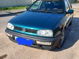 Volkswagen Golf 1995 годаүшін1 700 000 тг. в Туркестан