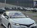 Toyota Camry 2018 годаүшін13 100 000 тг. в Алматы – фото 3
