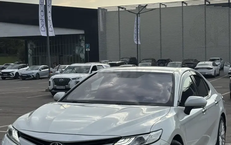 Toyota Camry 2018 годаүшін13 100 000 тг. в Алматы