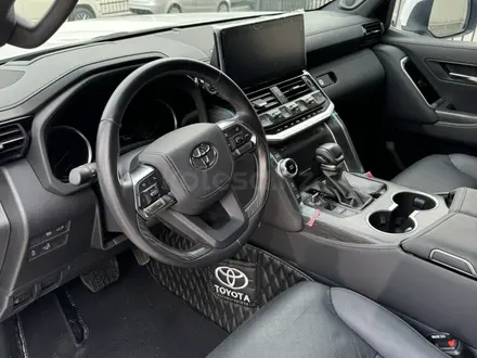 Toyota Land Cruiser 2022 года за 62 000 000 тг. в Шымкент – фото 9