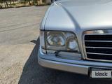 Mercedes-Benz E 280 1994 года за 3 550 000 тг. в Шымкент – фото 3