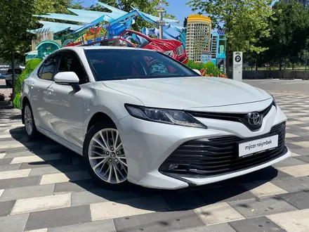 Toyota Camry 2021 года за 11 900 000 тг. в Алматы – фото 8