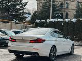 BMW 520 2021 года за 24 500 000 тг. в Алматы – фото 3