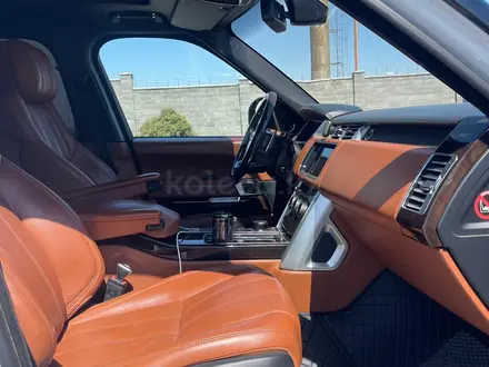 Land Rover Range Rover 2015 года за 21 000 000 тг. в Алматы – фото 14