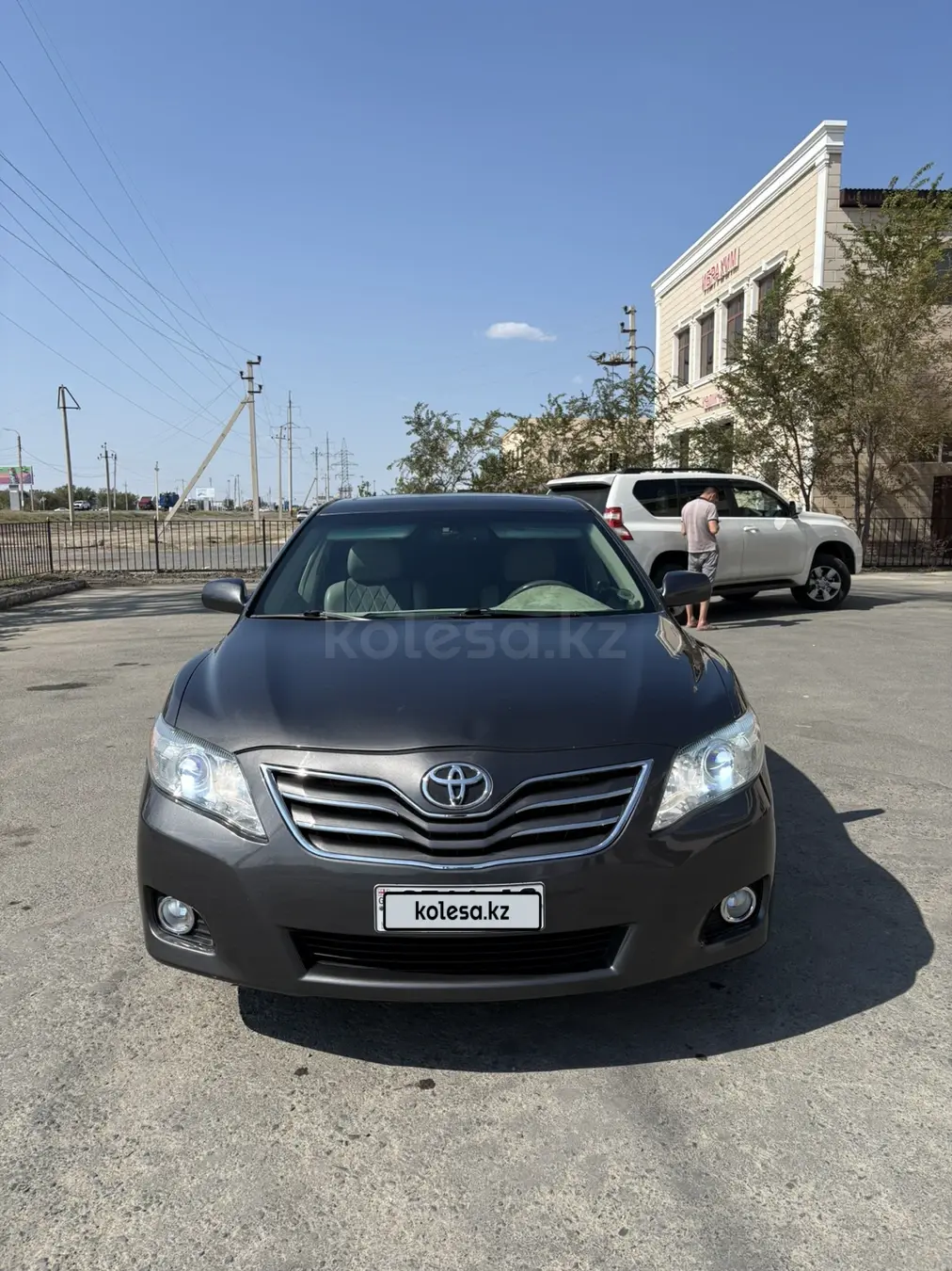 Toyota Camry, 2010