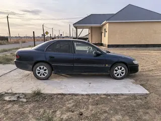 Opel Omega, 1995