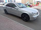 Mercedes-Benz C 200 2000 года за 3 300 000 тг. в Усть-Каменогорск