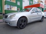 Mercedes-Benz C 200 2000 года за 3 300 000 тг. в Усть-Каменогорск – фото 3