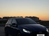 Hyundai i20 2023 года за 7 200 000 тг. в Актобе – фото 3