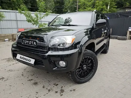 Toyota 4Runner 2006 годаүшін12 900 000 тг. в Алматы