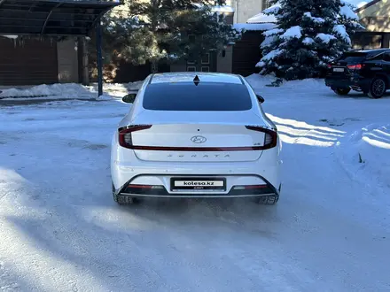 Hyundai Sonata 2023 года за 12 800 000 тг. в Алматы – фото 3