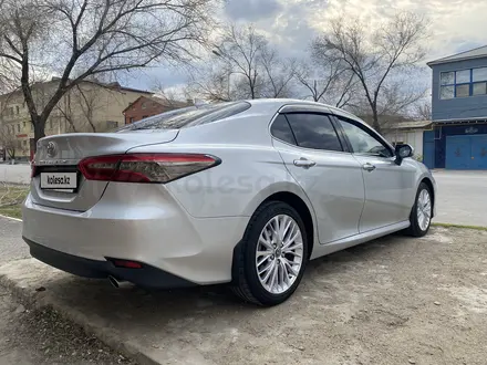 Toyota Camry 2020 года за 14 000 000 тг. в Кызылорда – фото 5