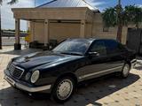 Mercedes-Benz E 200 1999 годаүшін2 200 000 тг. в Шымкент