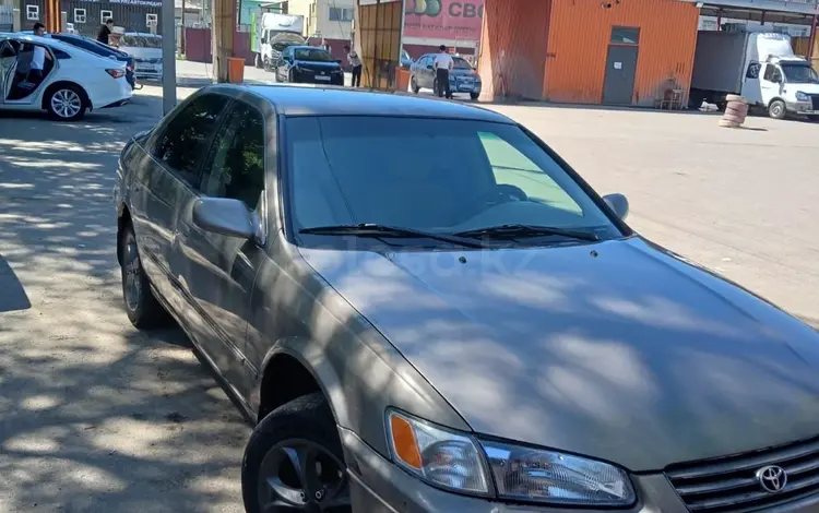 Toyota Camry 1999 года за 2 700 000 тг. в Алматы