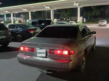 Toyota Camry 1999 года за 2 700 000 тг. в Алматы – фото 3