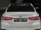 Toyota Camry 2019 года за 13 500 000 тг. в Астана – фото 4