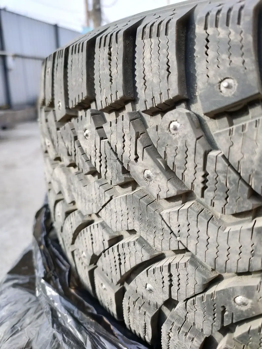 Зимние шипованные шины Formula Pirelli в Караганде — объявление ...