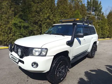 Nissan Patrol 2005 года за 9 000 000 тг. в Алматы