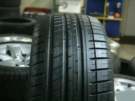 Шины Michelin 285/35/r18 PS3 за 140 000 тг. в Алматы