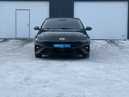 Hyundai Elantra 2023 года за 9 260 000 тг. в Астана – фото 2