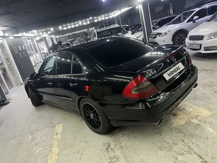 Mercedes-Benz E 500 2007 года за 7 300 000 тг. в Астана – фото 3