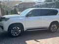 Toyota Land Cruiser Prado 2023 года за 30 700 000 тг. в Алматы – фото 16