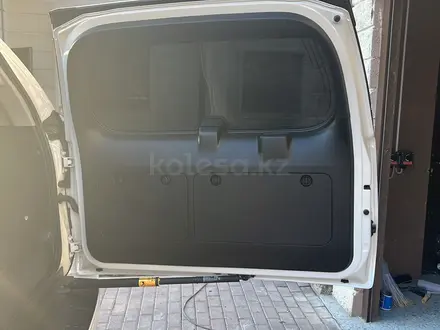 Toyota Land Cruiser Prado 2023 года за 30 700 000 тг. в Алматы – фото 6