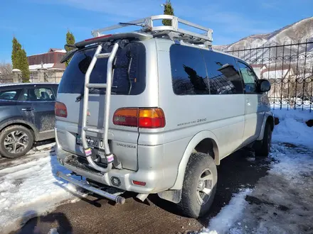 Mitsubishi Delica 1997 года за 3 200 000 тг. в Есик – фото 6