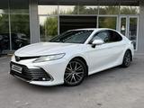 Toyota Camry 2021 года за 17 800 000 тг. в Шымкент – фото 3