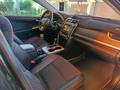 Toyota Camry 2014 года за 8 500 000 тг. в Атырау – фото 8