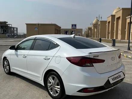 Hyundai Elantra 2018 года за 9 000 000 тг. в Туркестан – фото 11