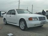 Mercedes-Benz C 280 1994 года за 2 100 000 тг. в Туркестан – фото 2