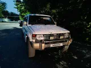 Mitsubishi Pajero, 1992