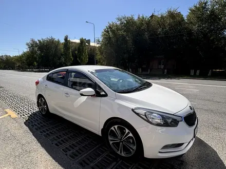 Kia Cerato 2015 года за 5 500 000 тг. в Атырау – фото 3