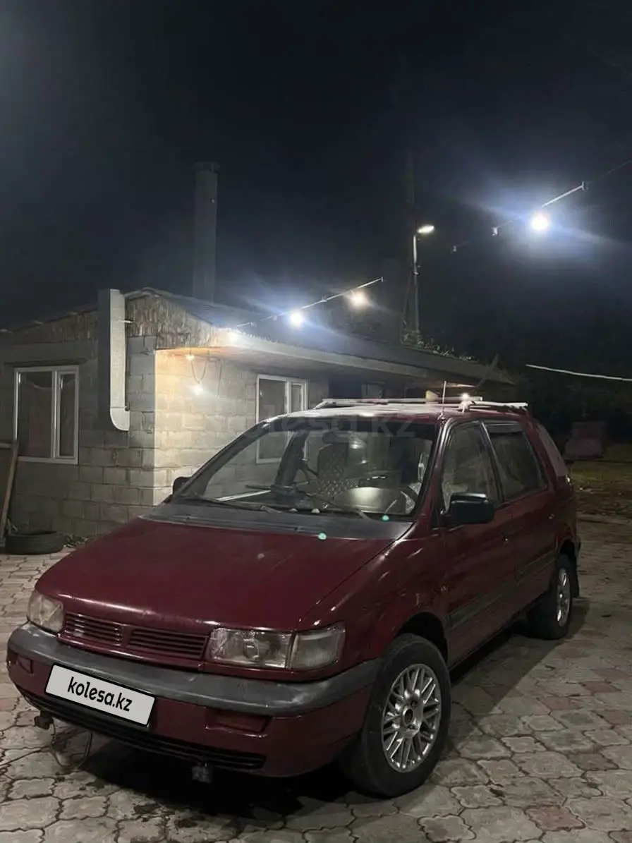 Mitsubishi Space Wagon, 1992