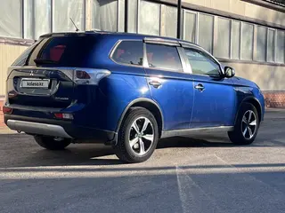Mitsubishi Outlander, 2014