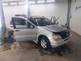 Mercedes-Benz ML 320 2001 года за 4 500 000 тг. в Кокшетау