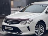 Toyota Camry 2015 годаүшін12 400 000 тг. в Шымкент – фото 2