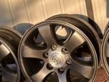 5 дисков для джипов R17. От Тойоты Prado. Toyota Prado оригинал диски 17 за 250 000 тг. в Алматы – фото 5