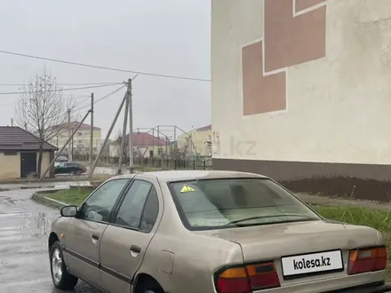 Nissan Primera 1992 года за 500 000 тг. в Тараз – фото 3