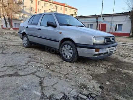 Volkswagen Vento 1992 года за 1 250 000 тг. в Тараз – фото 4