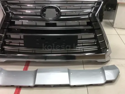 Решетка радиатора Lexus LX 570 2016 + за 180 000 тг. в Алматы
