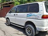 Mitsubishi Delica 1995 годаfor4 200 000 тг. в Алматы – фото 2