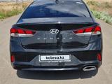 Hyundai Sonata 2017 года за 10 500 000 тг. в Астана