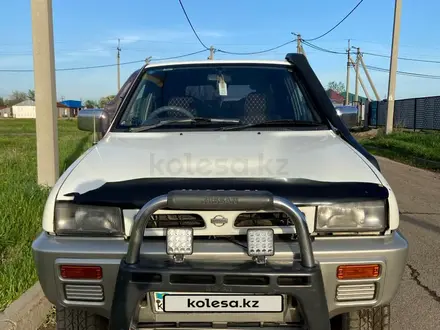 Nissan Mistral 1997 года за 3 000 000 тг. в Усть-Каменогорск