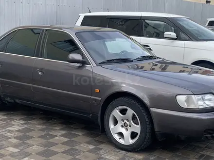 Audi A6 1996 года за 3 100 000 тг. в Уральск – фото 3