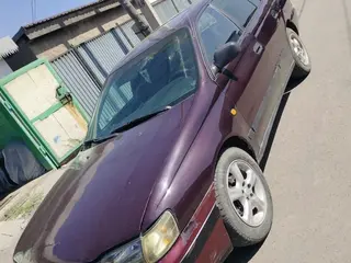 Toyota Carina E