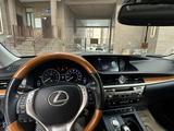 Lexus ES 300h 2014 года за 10 000 000 тг. в Актау – фото 3