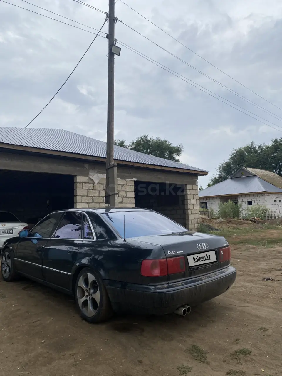 Audi A8, 1998