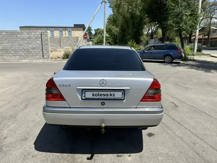 Mercedes-Benz C 220 1996 года за 2 000 000 тг. в Алматы – фото 6